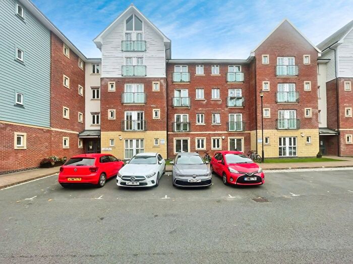 2 Bedroom Flat To Rent In Saddlery Way, Chester, Cheshire, CH1