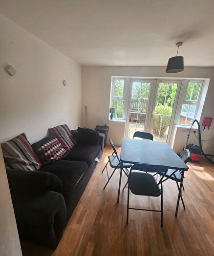 5 Bedroom Semi-detached House To Rent In Casson Drive, Bristol, BS16