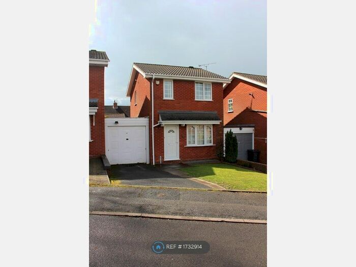 2 Bedroom Detached House To Rent In Packwood Close, Redditch, B97