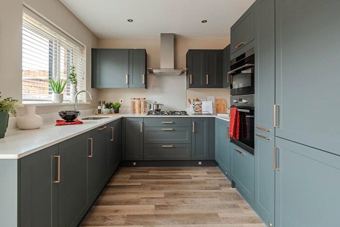 3 Bedroom Semi Detached House For Sale In Banbury Road, Upper Lighthorne, Warwickshire, CV33