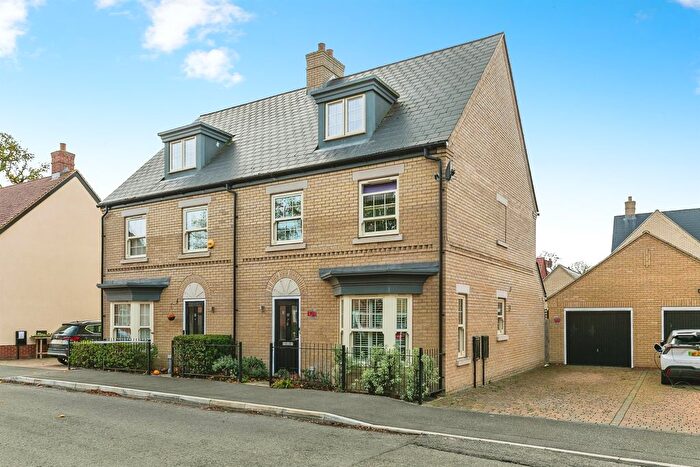 4 Bedroom Semi Detached House For Sale In Farendon Road, Brampton, Huntingdon, PE28