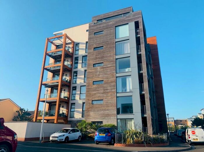 2 Bedroom Flat To Rent In Newfoundland Way, Portishead, BS20