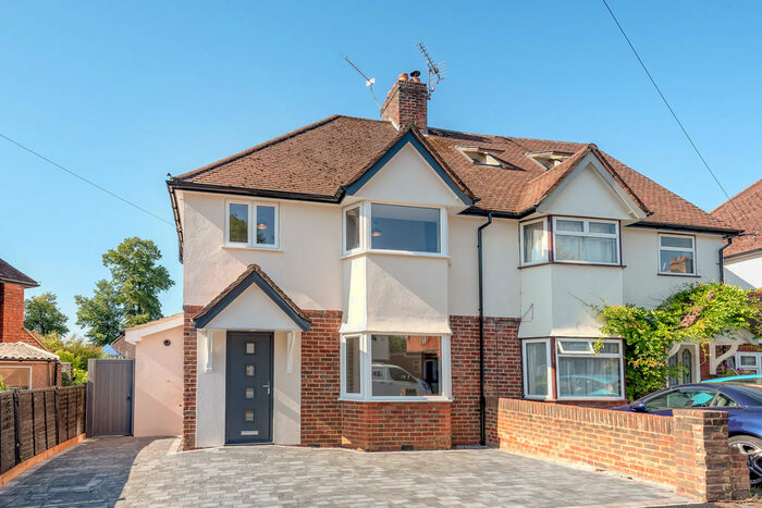 5 Bedroom Semi-Detached House To Rent In Hillview Crescent, Guildford, GU2