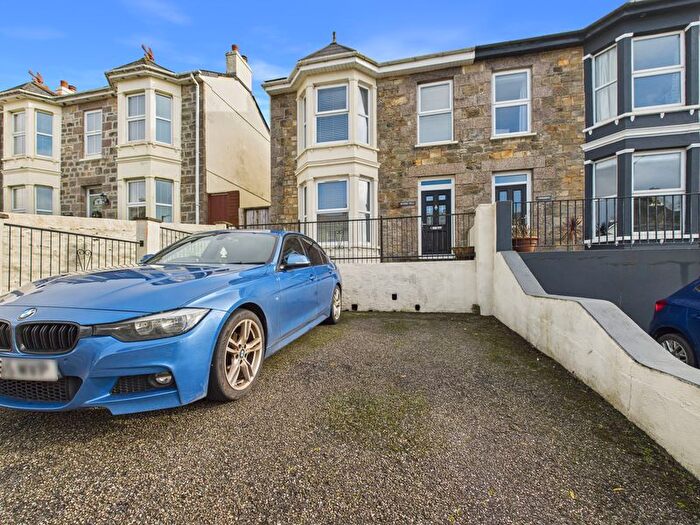 3 Bedroom Property For Sale In Gew Terrace, Redruth, TR15