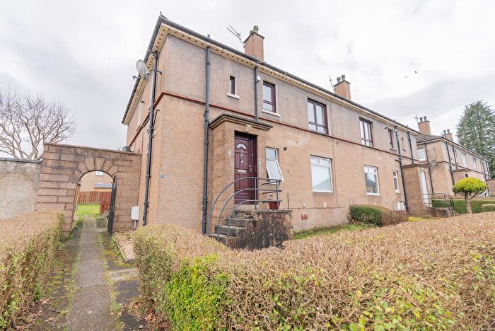 3 Bedroom Flat For Sale In Colinslie Road, Glasgow, G53