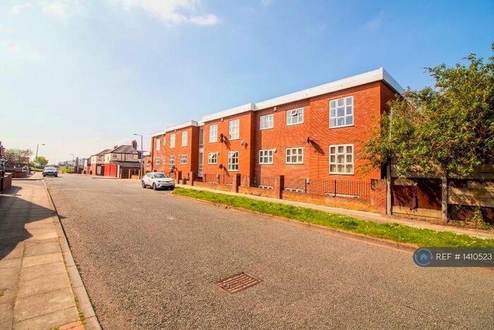 2 Bedroom Flat To Rent In Caryl Street, Liverpool, L8