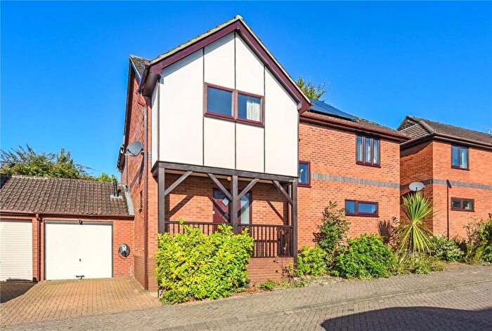 4 Bedroom Detached House To Rent In Parliament Place, Winchester, Hampshire, SO22