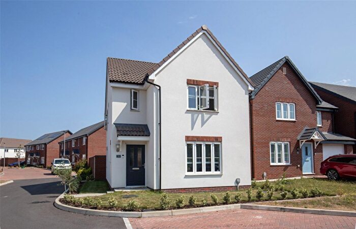 3 Bedroom Detached House For Sale In Rossetti Road, Bristol, BS10