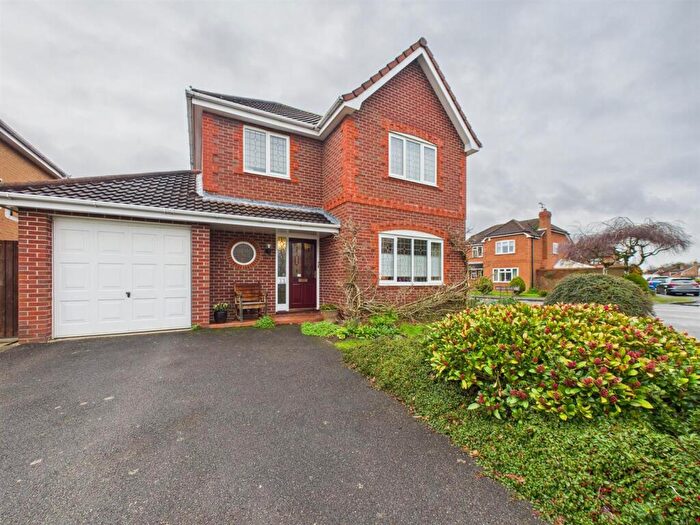 4 Bedroom Detached House For Sale In Mear Drive, Borrowash, Derby, DE72