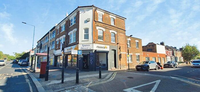 Studio To Rent In Harrow Road, Kensal Green, NW10