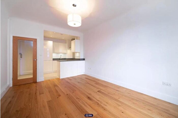 1 Bedroom Flat To Rent In Grove End Gardens, Grove End Road, London, NW8