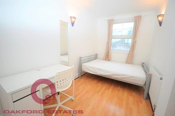 2 Bedroom Flat To Rent In Drummond Street, Euston, NW1