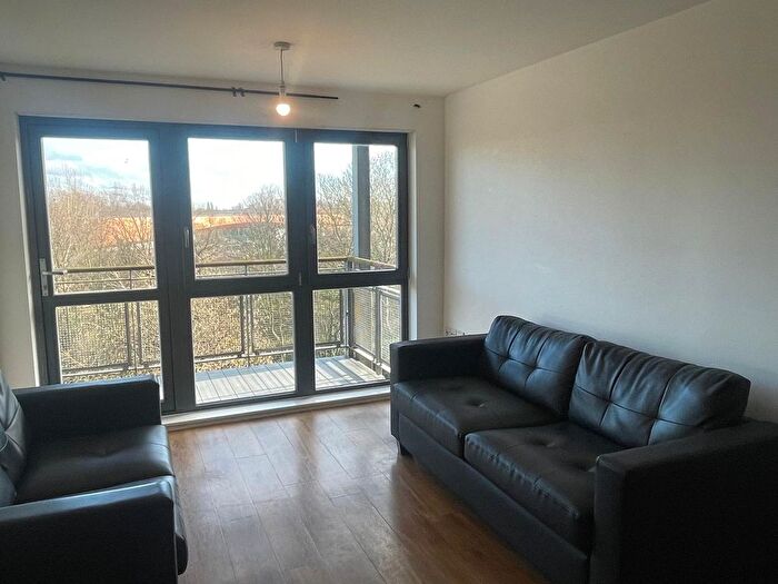 2 Bedroom Flat To Rent In Harry Zeital Way, London, E5