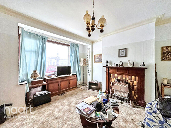 3 Bedroom Terraced House For Sale In Garner Road, Walthamstow, E17