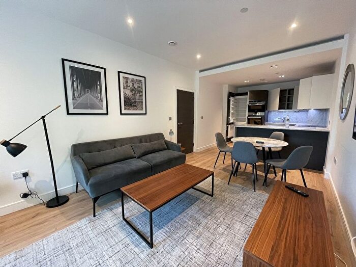 2 Bedroom Flat To Rent In Beaulieu House, Glenthorne Road, London, W6