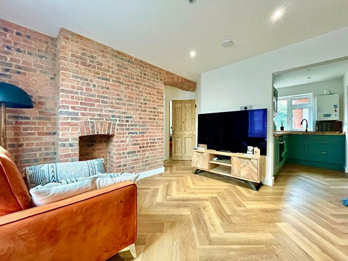 2 Bedroom Flat To Rent In Salisbury Road, Weymouth, DT4