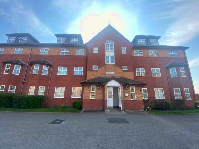 2 Bedroom Flat To Rent In The Spinnakers, Aigburth, Liverpool, L19