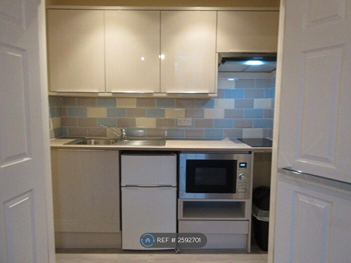 Studio To Rent In North Parade, Derby, DE1