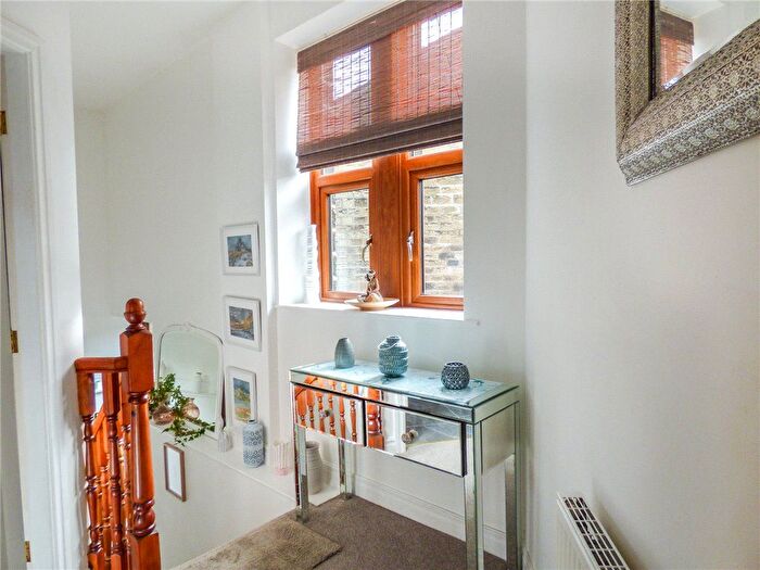 3 Bedroom End Of Terrace House For Sale In Cartmel Lane, Steeton, Keighley, West Yorkshire, BD20