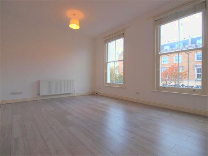 4 Bedroom Flat To Rent In Shelbourne Road, Islington, N7
