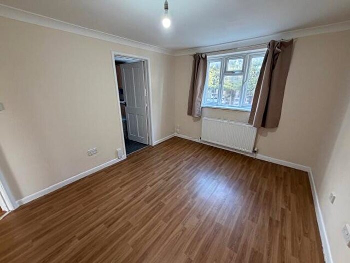 1 Bedroom House To Rent In Portswood Road, Southampton, SO17