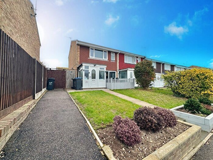 2 Bedroom End Terrace House To Rent In Staplehurst Gardens, Palm Bay, Margate, Kent, CT9