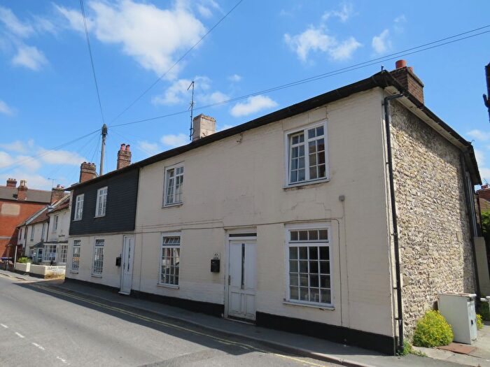 1 Bedroom Flat To Rent In North Street, Salisbury, SP2