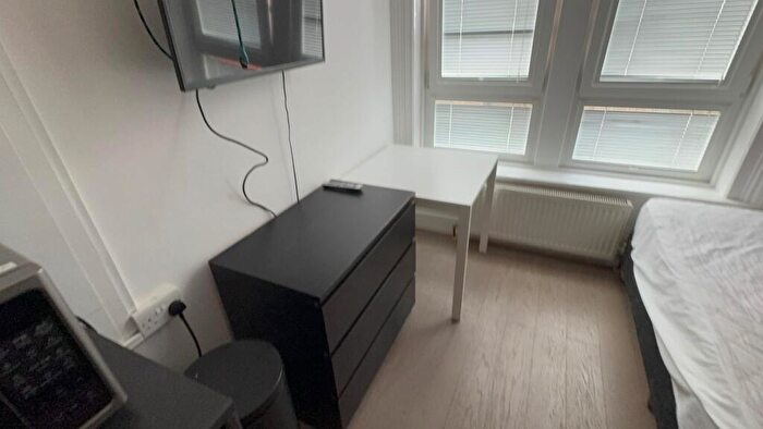 Studio To Rent In Woolwich Road, Greenwich, SE7