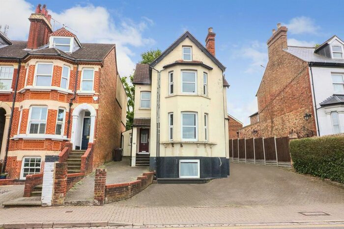 6 Bedroom Detached House For Sale In Alma Road, St. Albans, Herts, AL1