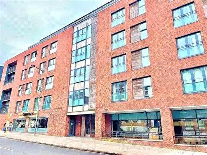 2 Bedroom Apartment To Rent In Duke Street, Liverpool, Merseyside, L1