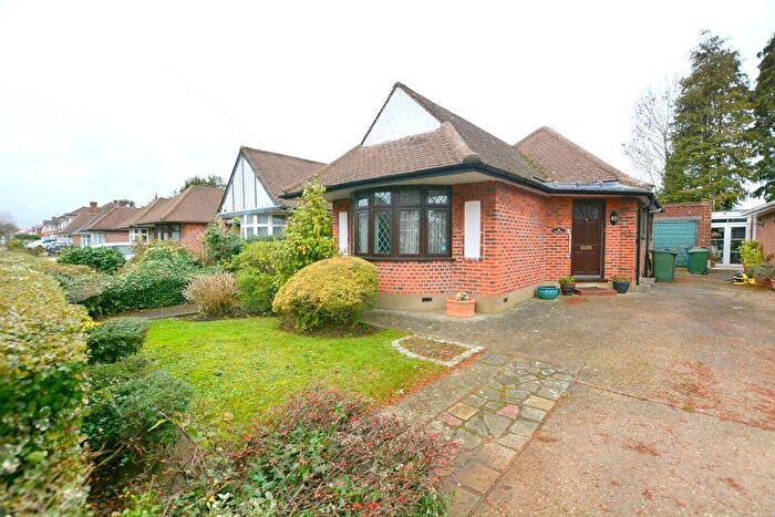 2 Bedroom Bungalow For Sale In Cannonbury Avenue, Pinner, HA5