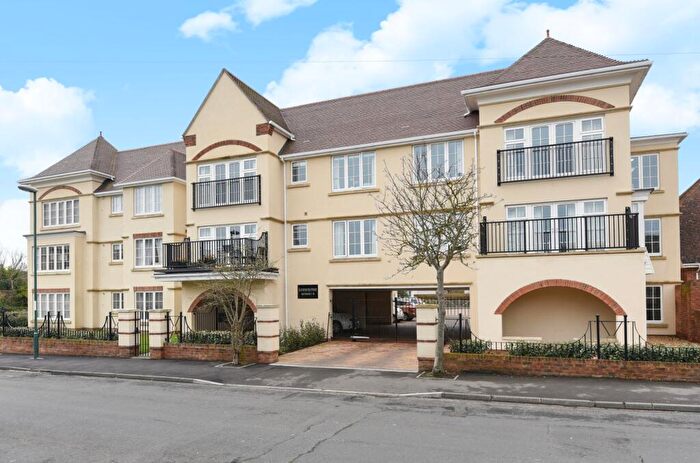 2 Bedroom Apartment For Sale In Summerley Lane, Summerley Point Summerley Lane, PO22