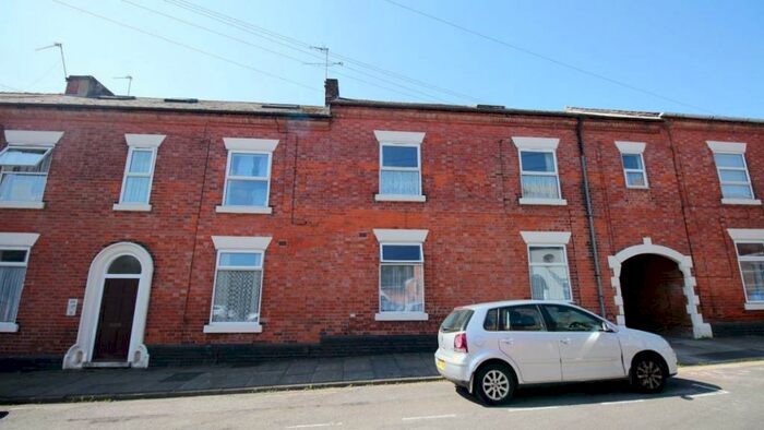 1 Bedroom Flat To Rent In Bedroom Flat, Crompton Street, Derby Centre, DE1