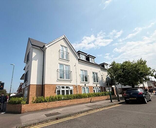 2 Bedroom Apartment To Rent In Beswick Avenue, Redhill, BH10