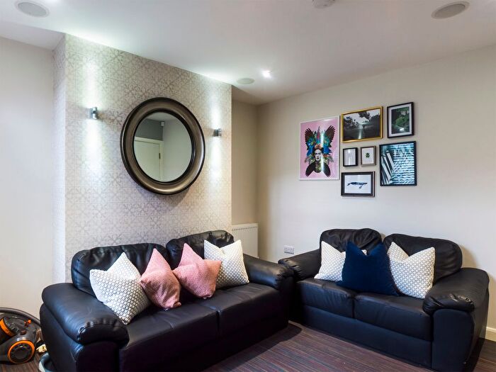 5 Bedroom Terraced House To Rent In Ashford Street, Stoke, ST4