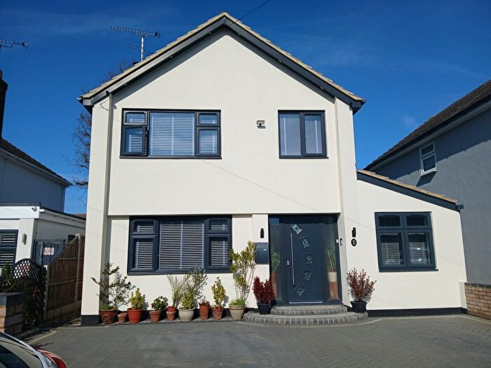 4 Bedroom Detached House For Sale In Kings Park, Benfleet, Essex, SS7