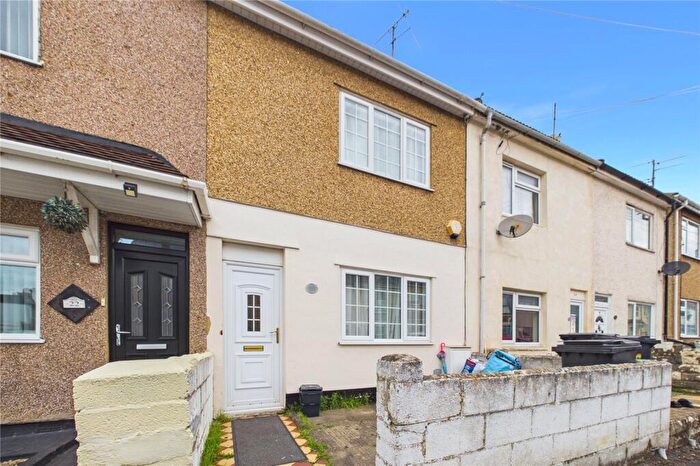 2 Bedroom Terraced House For Sale In Poulton Street, Gorse Hill, Swindon, SN2
