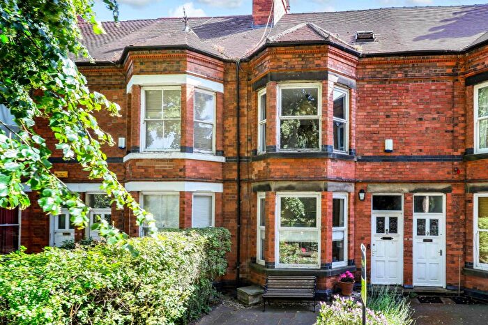 4 Bedroom Terraced House For Sale In Devonshire Promenade, Nottingham, NG7