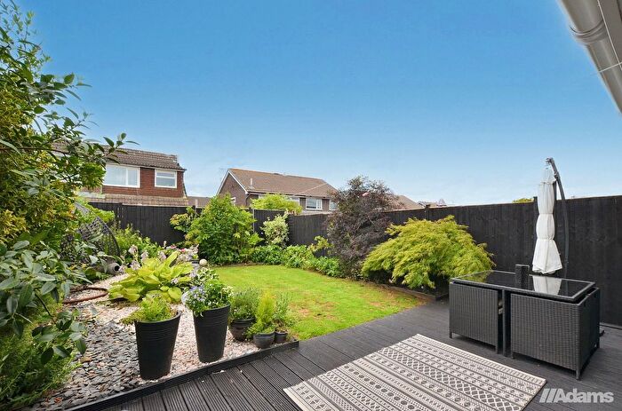 4 Bedroom Semi-Detached House For Sale In Cheltenham Crescent, Higher Runcorn, WA7