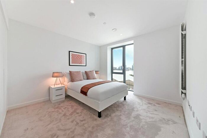 2 Bedroom Apartment To Rent In Liner House, Royal Wharf, E16