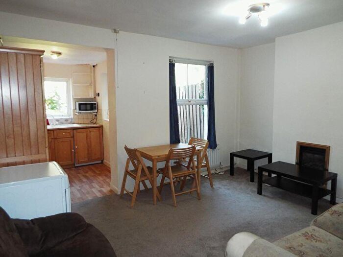 3 Bedroom Terraced House To Rent In Lottie Road, Selly Oak, Birmingham, B29