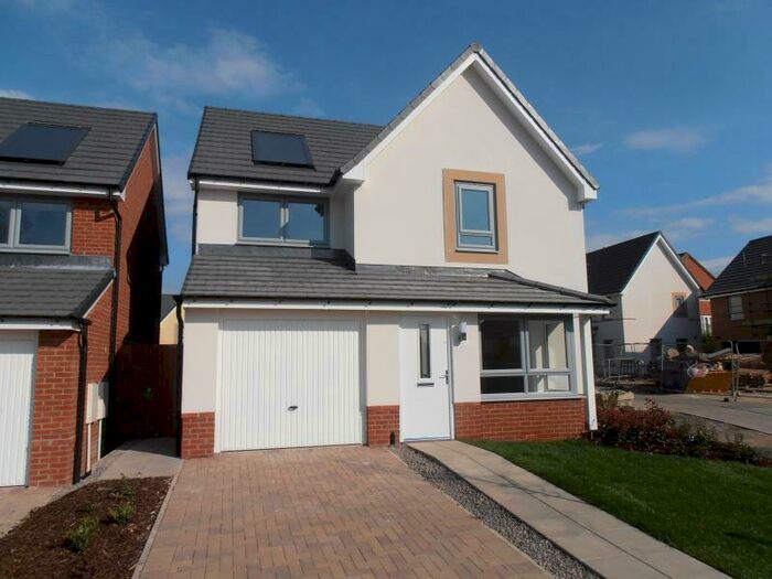 3 Bedroom Detached House To Rent In Byrewood Walk, Gosforth, Newcastle Upon Tyne, NE3