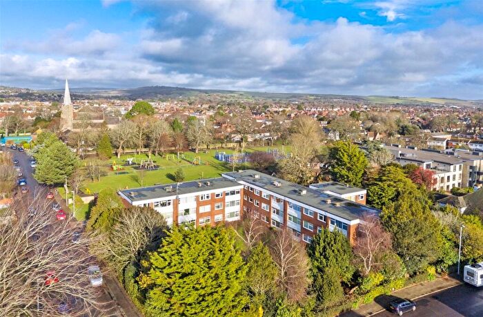 2 Bedroom Flat For Sale In St. Andrews Gardens, Church Road, Worthing, West Sussex, BN13