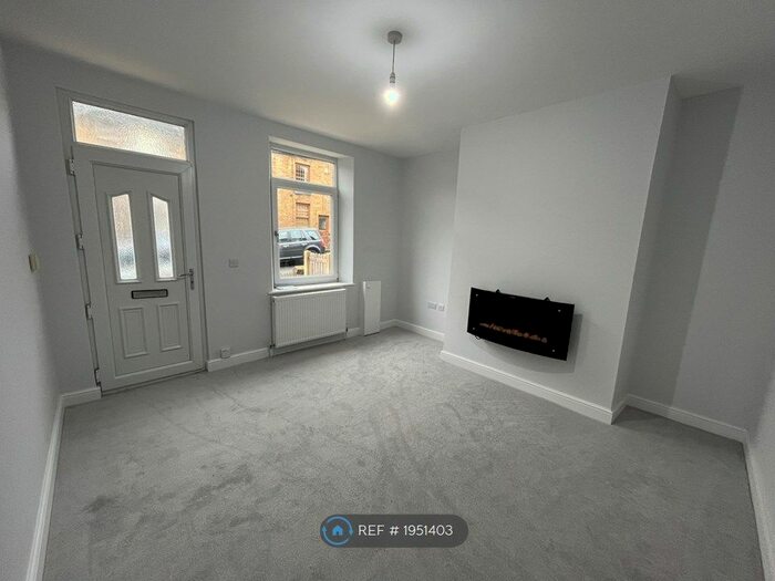 2 Bedroom Terraced House To Rent In Sheffield Road, Penistone, Sheffield, S36