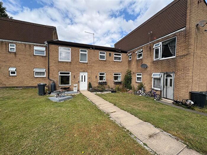 2 Bedroom Flat For Sale In Blackers Court, Dewsbury, WF12