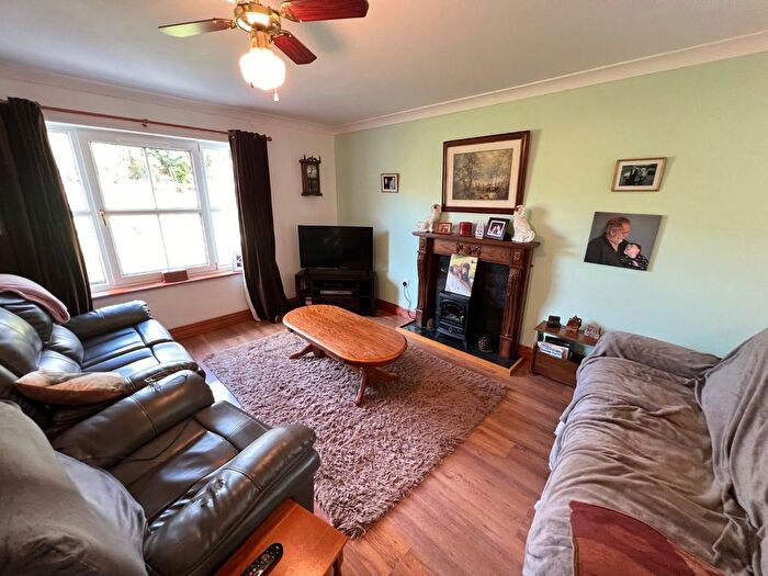 4 Bedroom Detached House For Sale In Mydroilyn, Near Aberaeron, SA47