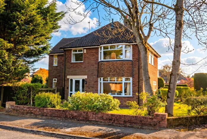 4 Bedroom Detached House For Sale In Malcolm Road, Shirley, B90