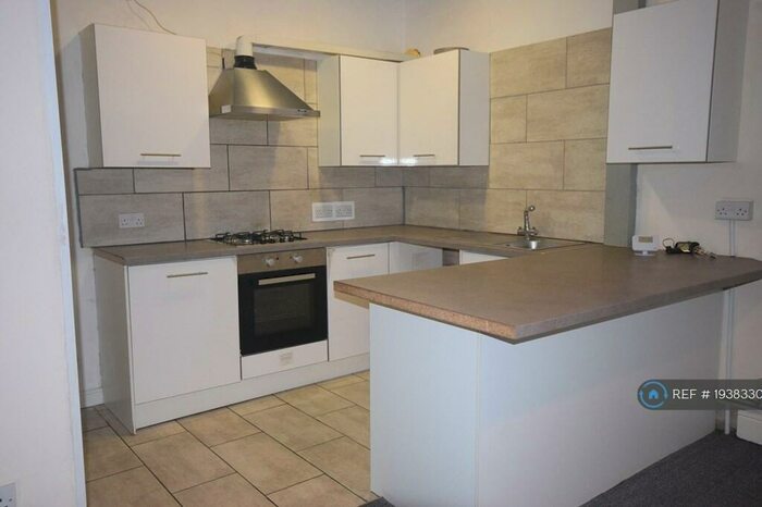 3 Bedroom Terraced House To Rent In Allerton Road, Bradford, BD8