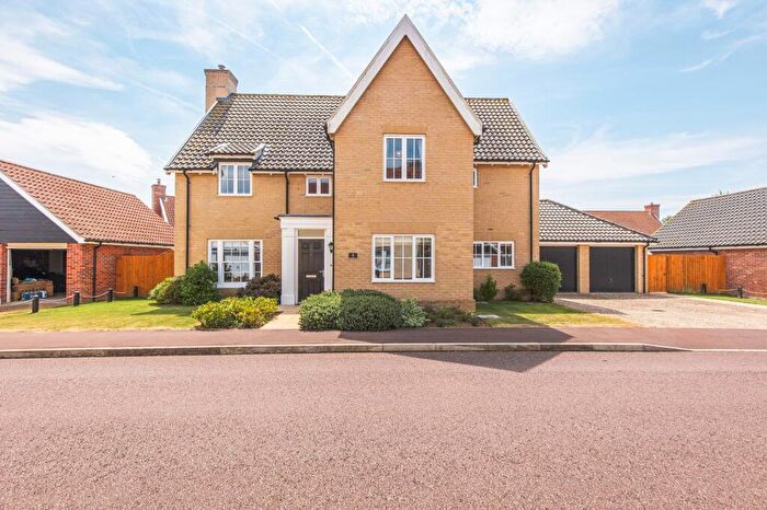 5 Bedroom Detached House For Sale In Yare Way, Stoke Holy Cross, NR14