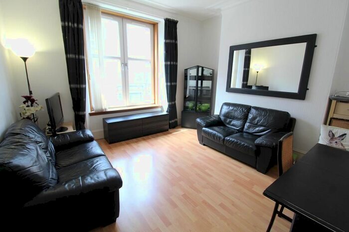 1 Bedroom Flat To Rent In Chapel Street, First Floor, AB10